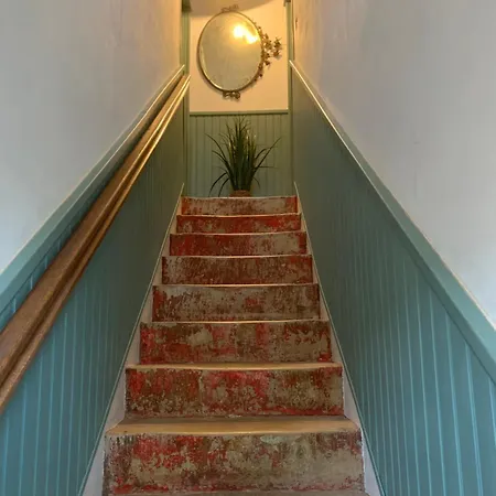 L'escalier Rouge - Maison Typique Avec Cour 吕克索梅