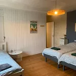 L'escalier Rouge - Maison Typique Avec Cour Ferienhaus Luc-sur-Mer