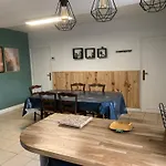 Ferienhaus L'escalier Rouge - Maison Typique Avec Cour *