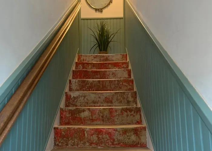 L'escalier Rouge - Maison Typique Avec Cour Luc-sur-Mer